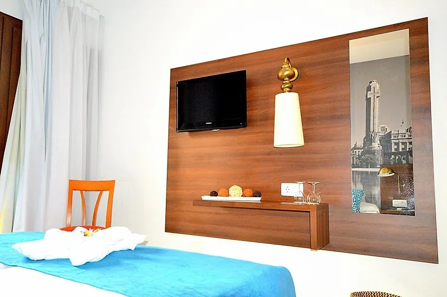 Hotel Adonis Plaza Санта-Крус-де-Тенерифе