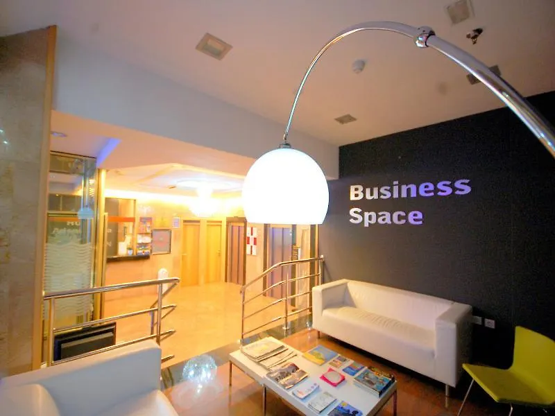 Hotel Adonis Plaza Санта-Крус-де-Тенерифе